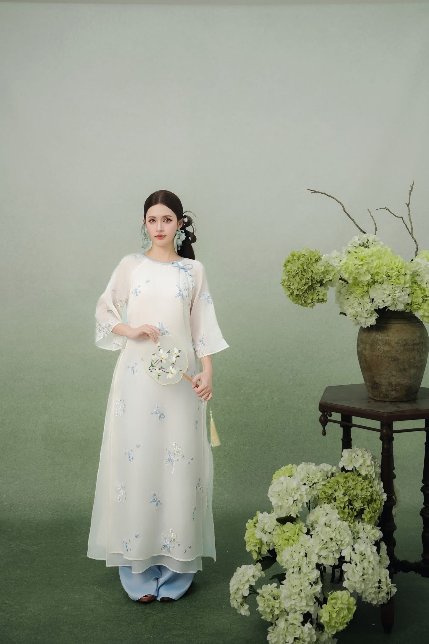 Embroidered Blue and White Butterfly Modern Ao Dai (with pants)