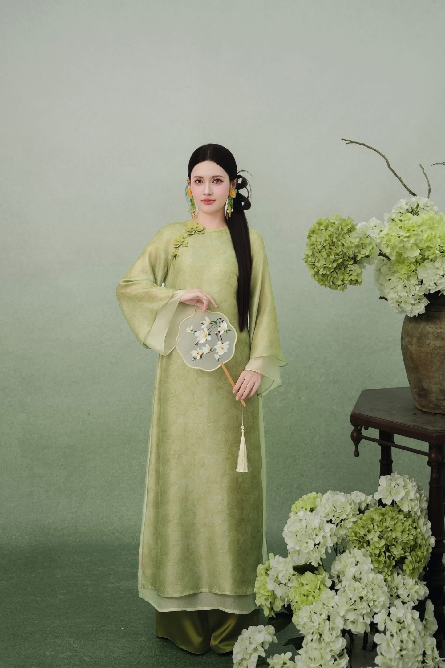 Moc Dao - Green Floral Modern Ao Dai (with pants)
