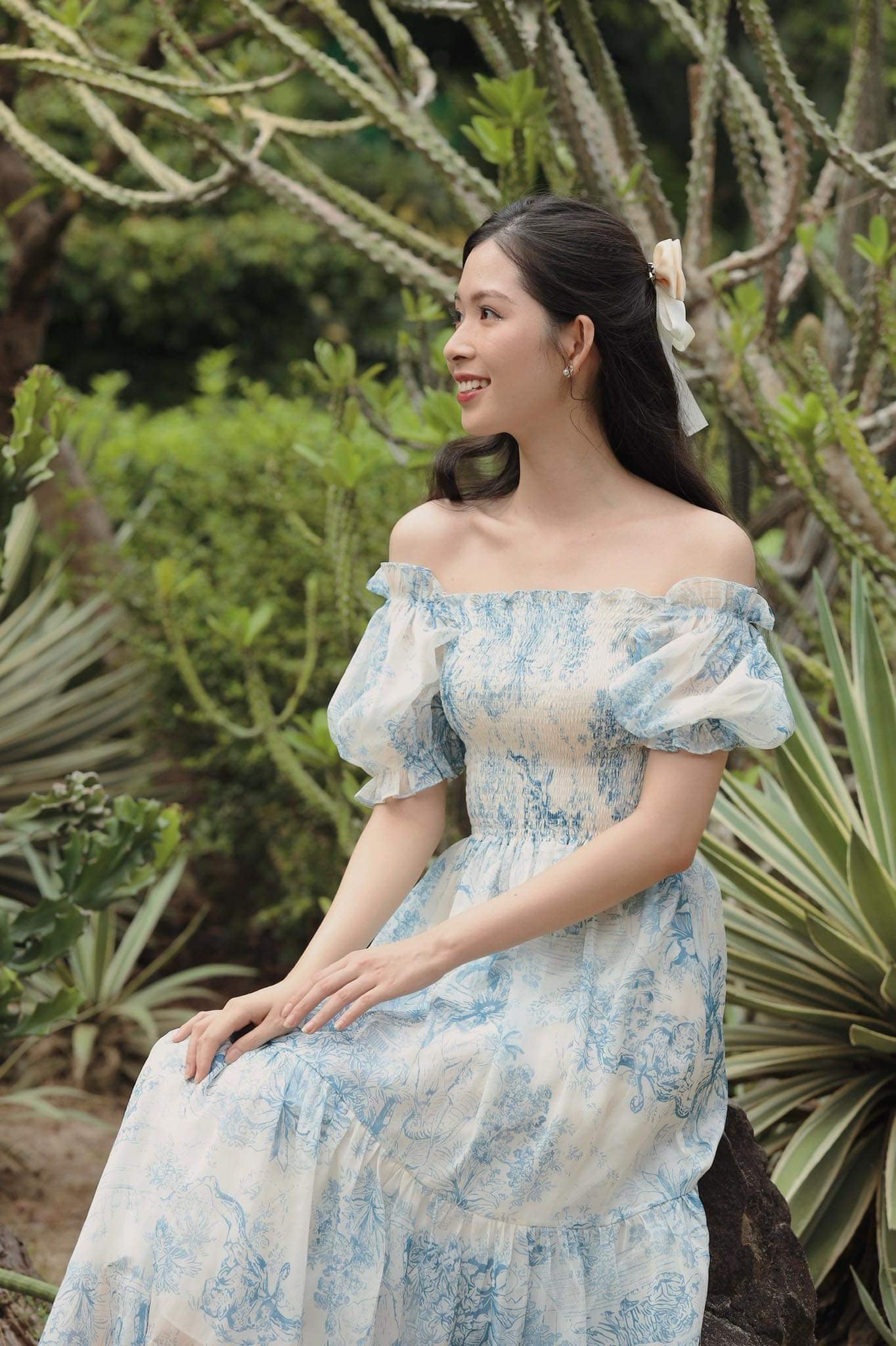 Mila - off shoulder shirred printed floral midi dress