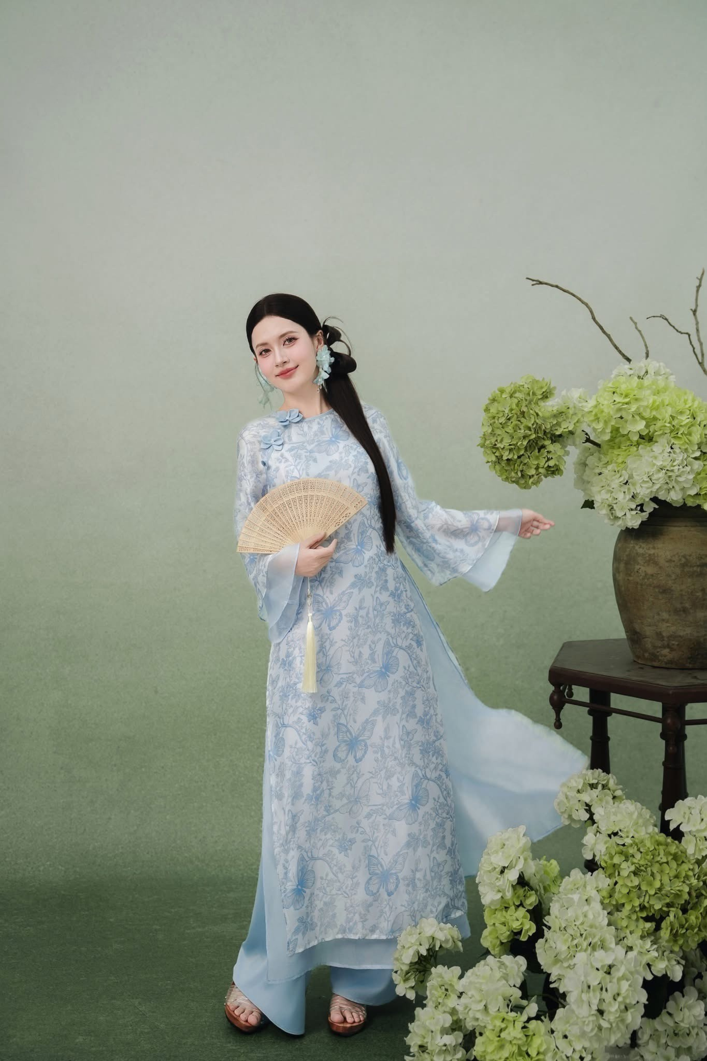 Lam Diep - Blue and White Floral Modern Ao Dai (with Pants)