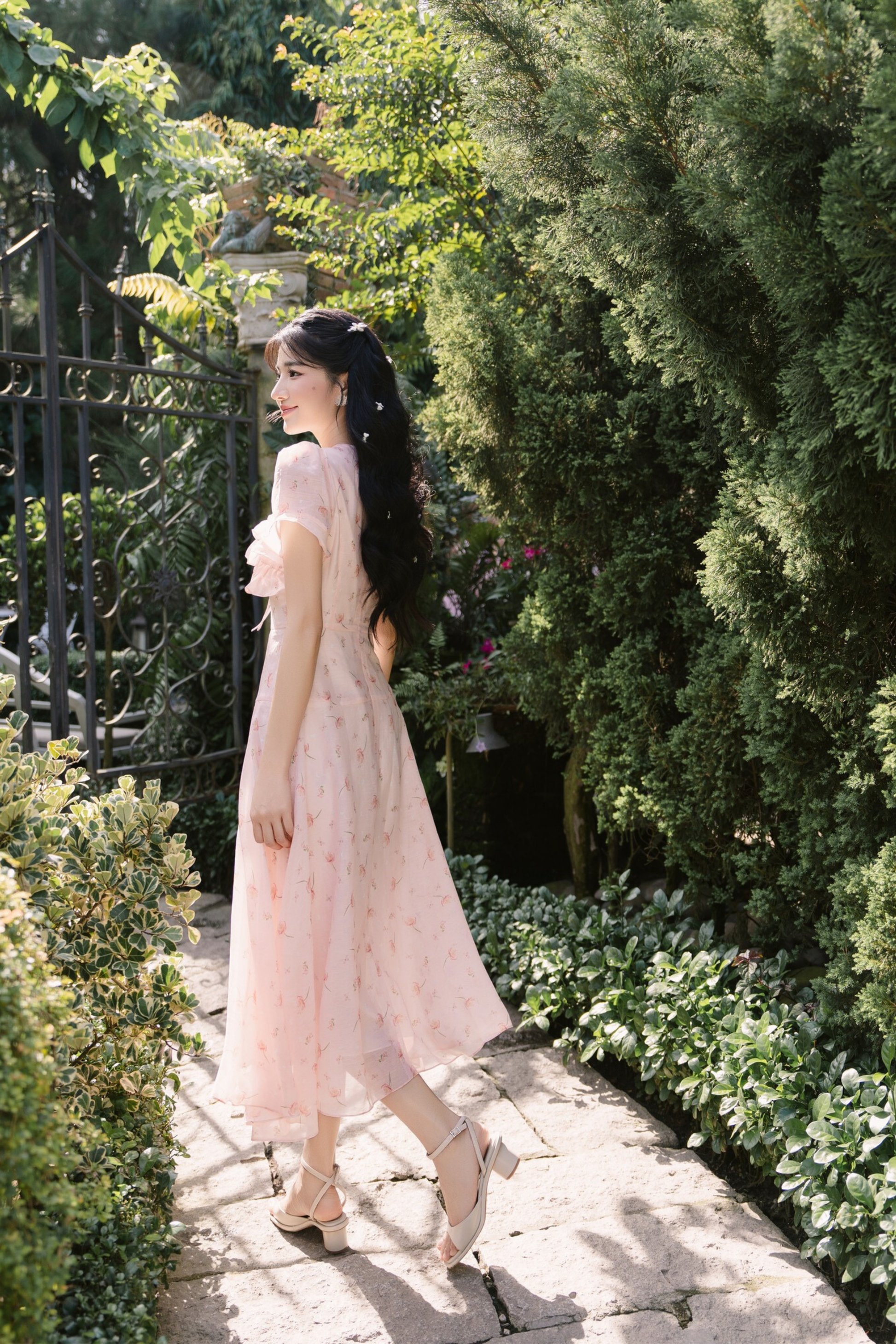 Maya Pink Dress heilocloset Maya Pink Dress heilocloset