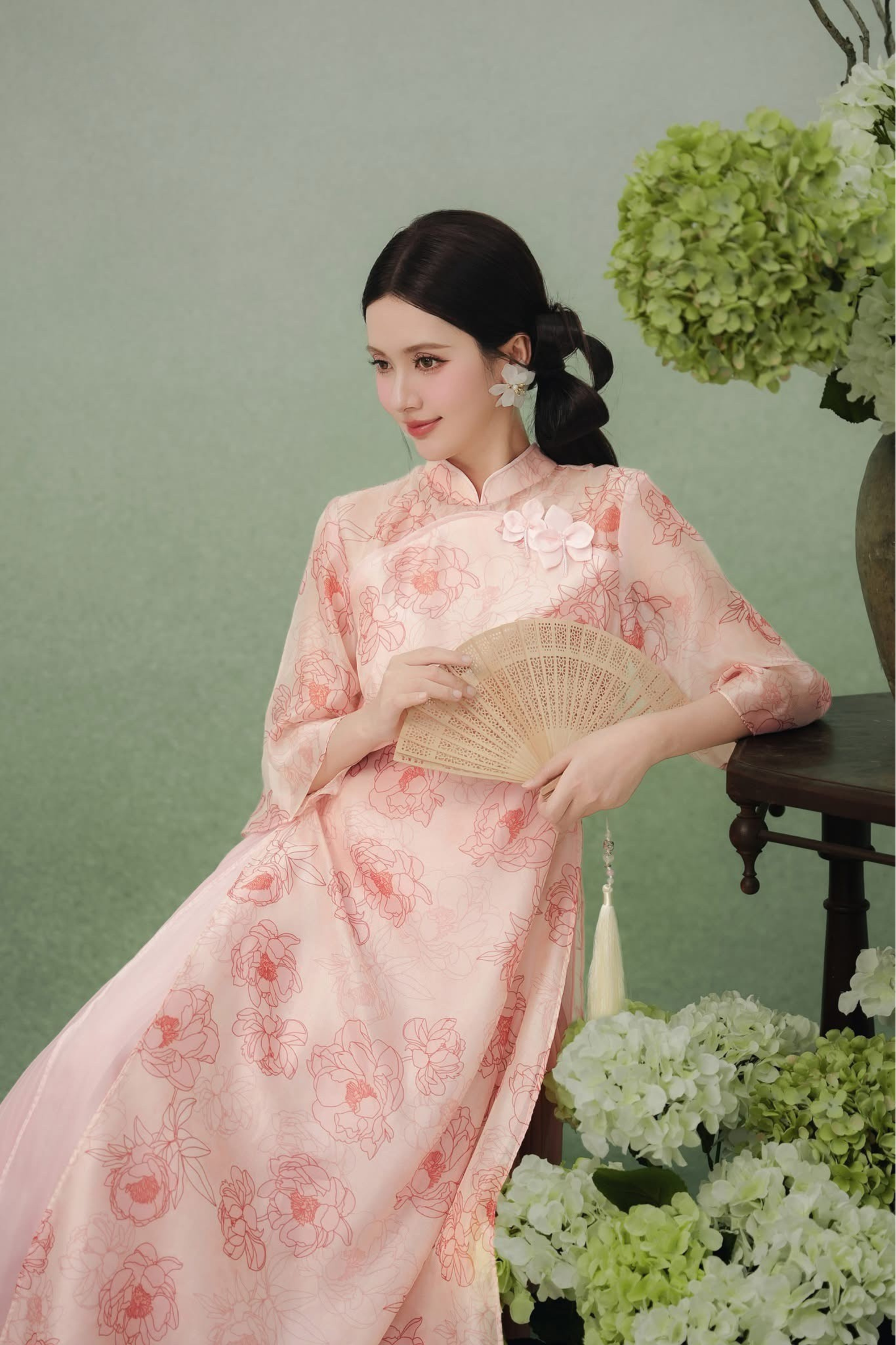 Xuan Nhi - Pink Floral Modern Ao Dai (with pants)