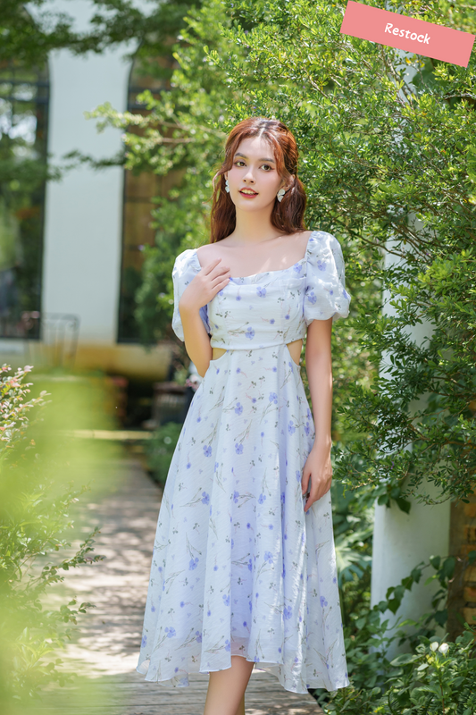Sophie - elegant cutout blue floral midi dress