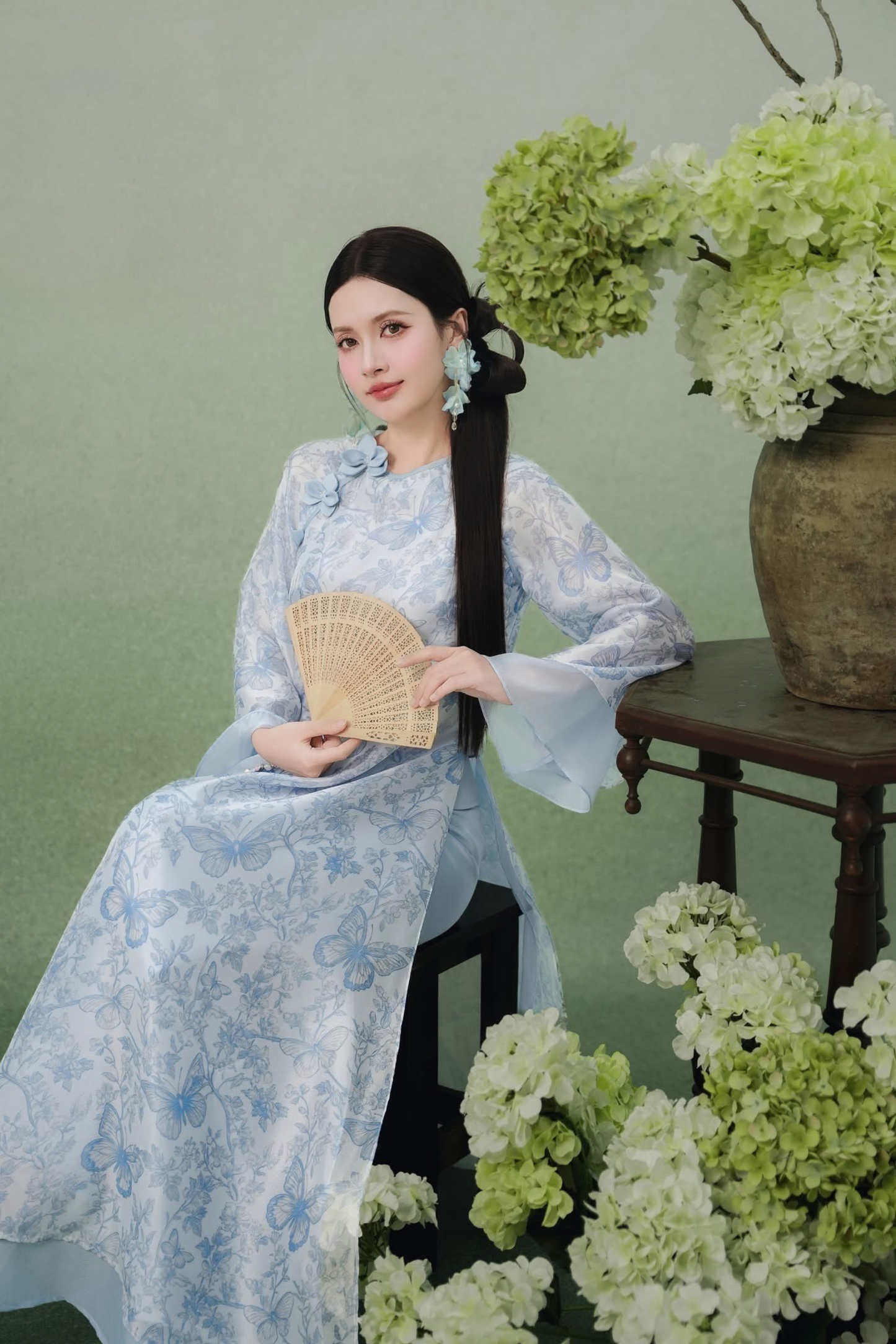 Lam Diep - Blue and White Floral Modern Ao Dai (with Pants)