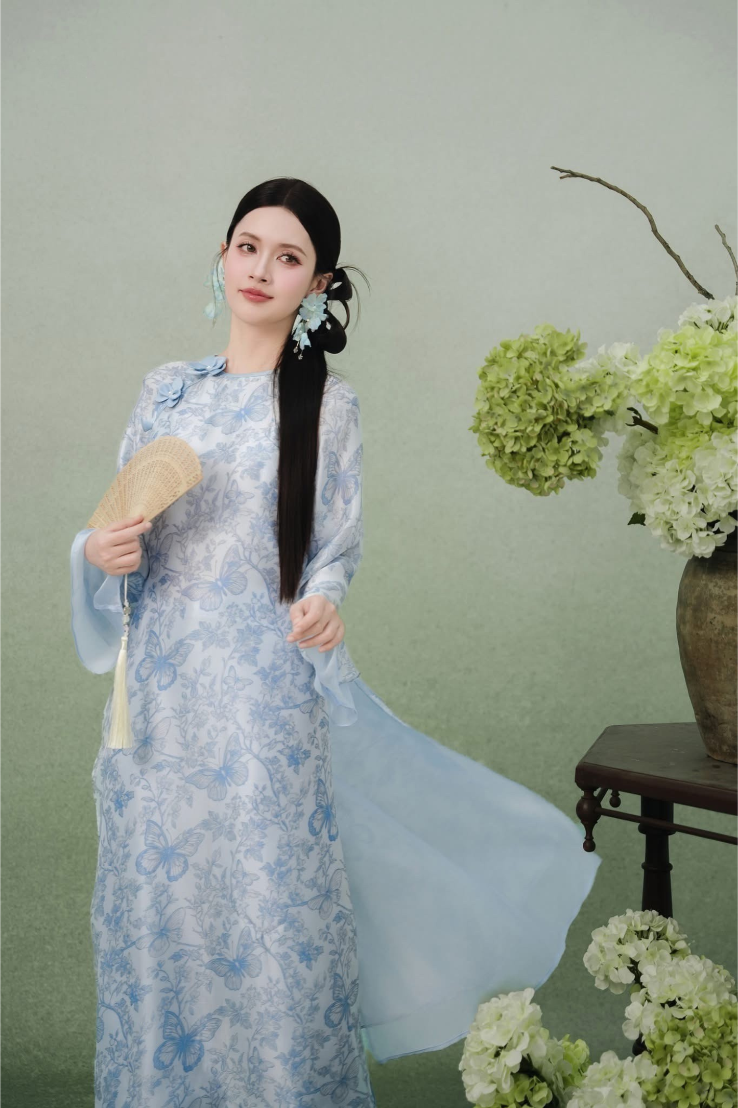 Lam Diep - Blue and White Floral Modern Ao Dai (with Pants)