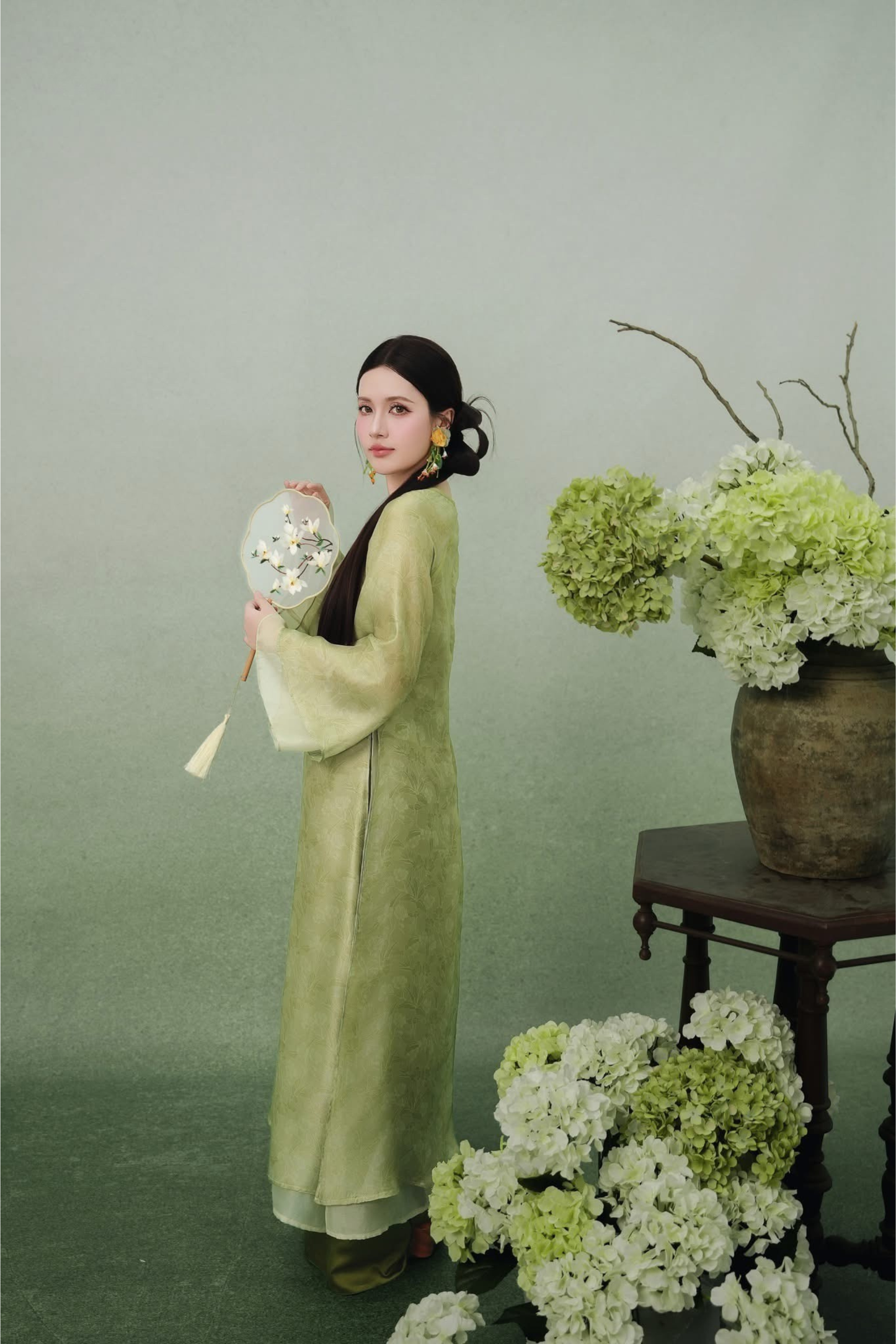 Moc Dao - Green Floral Modern Ao Dai (with pants)